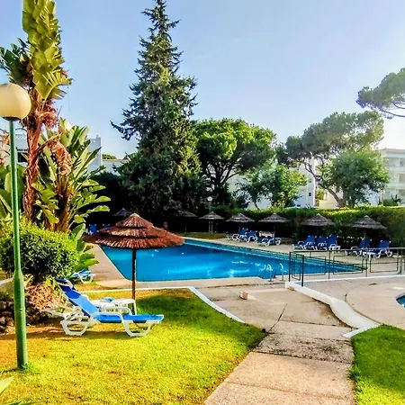 아파트 1- Bedroom Flat In Near The