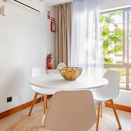 Apartmán 1- Bedroom Flat In Near The Vilamoura