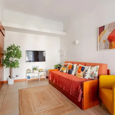 Apartamento 1- Bedroom Flat In Near The *
